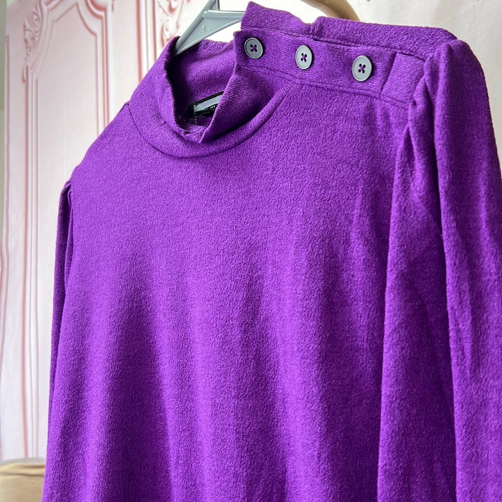 Banana Republic Purple Long Sleeve Knit Top 💜